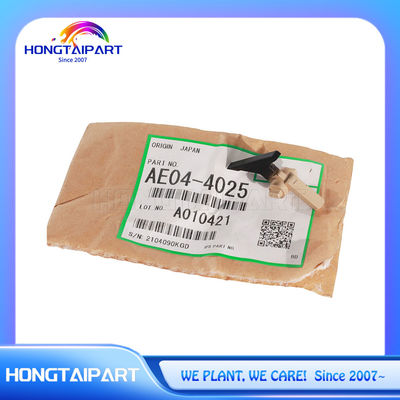 Beli AE044025 20990792 AE04-4025 2099-0792 Fuser atas Picker Finger Untuk Ricoh AF MP 2352SP 2510 2550 2851 2852 3010 3350 pembuatan online